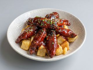 Alitas de pollo de corral