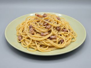 Spaghetti alla carbonara "My Way"