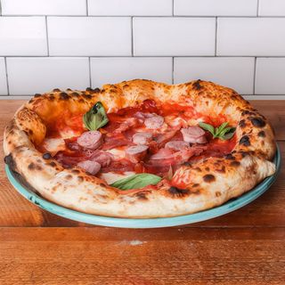 Pizza Tano Iberica  (33 cm.)