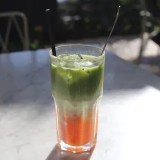 STRAWBERRY & MANGO MATCHA