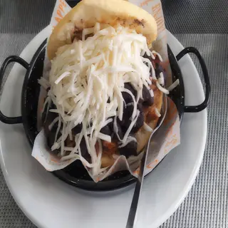 Arepa dominó