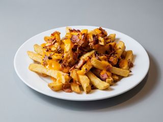 Patatas con Cheddar y Bacon