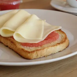 Tostada Edam