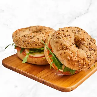 Bagel Caprese