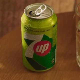 Seven UP Lata