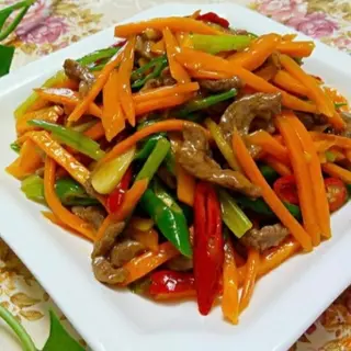 Ternera Chop Suey
