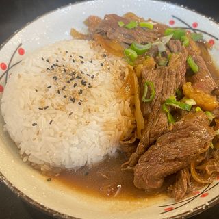 105 Arroz con ternera cebolla