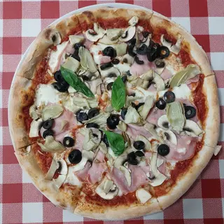 Pizza 4 Estaciones (31 Cm.)