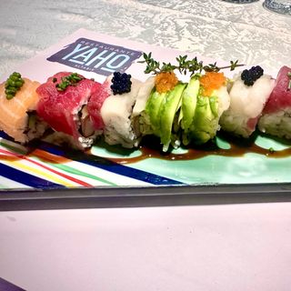 Uramaki Rainbow (8 Pzs.)