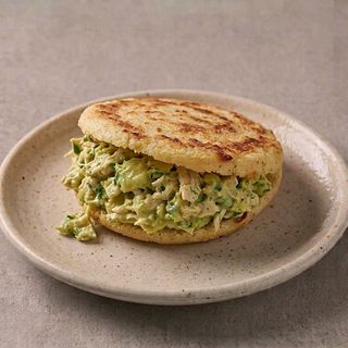 Arepa Reina Pepiada