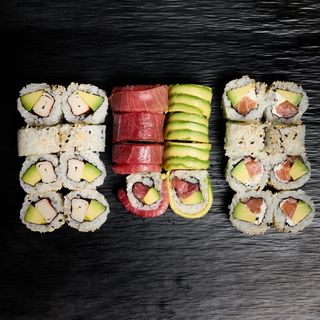 Box California Roll (24p)