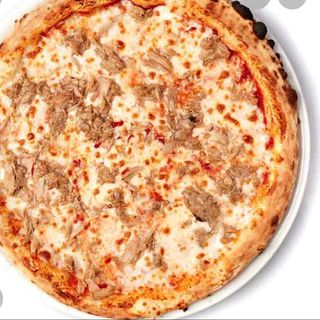 Pizza De Atún