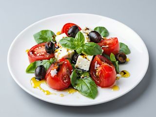 Ensalada De Tomate Estilo Mediterráneo