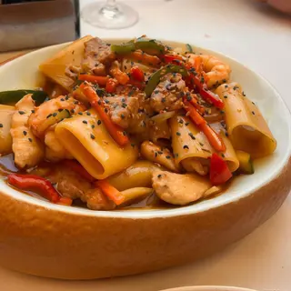 RIGATONI THAI STYLE
