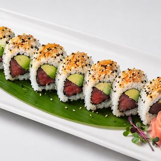 Atún aguacate roll