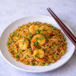 yakimeshi  con langostinos 