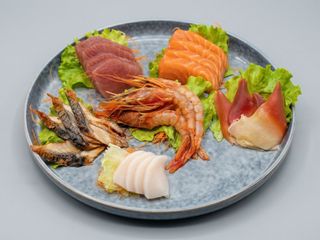 221. Sashimi Premium 24 Piezas