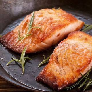 Salmón A La Plancha