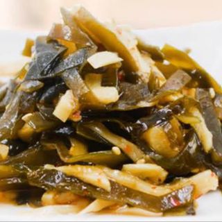 #3.Ensalada de Algas y Bambú de la Casa con Picante