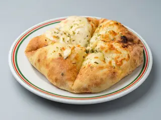 Pan Fogacha Con Queso Y Ajo