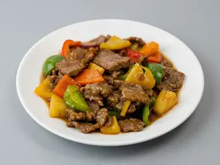 22.- Ternera Con Salsa Cantonesa