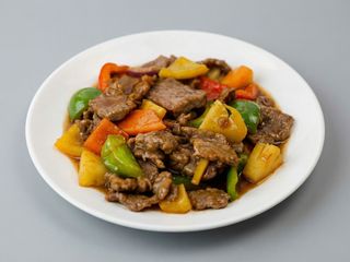 22.- Ternera Con Salsa Cantonesa