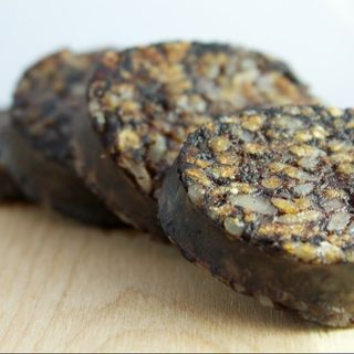 Morcilla de Burgos con Papas y Pimientos