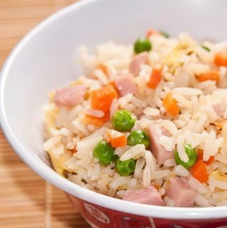 Arroz frito tres delicias