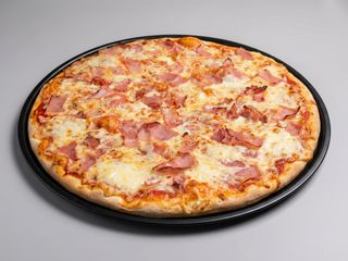 Pizza Jamón York y Bacon