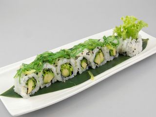 Uramakis de wakame (8 uds.)