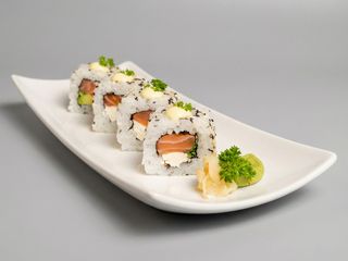 Rollos california con queso crema (8 uds.)