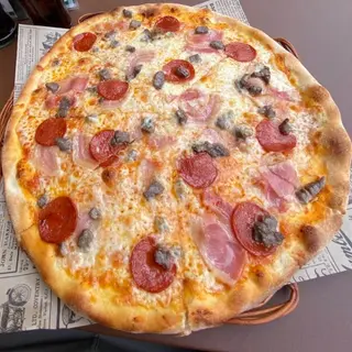 Pizza Regina mediana
