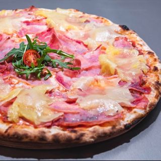 Pizza Hawaiana