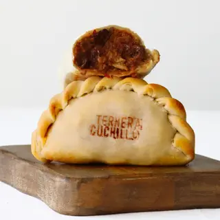 Empanada de Ternera Cortada a Cuchillo