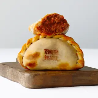 Empanada de Ternera Picante