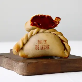 Empanada de Dulce de Leche