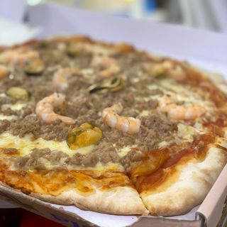 Pizza Tunara
