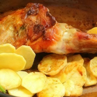 Paletilla De Lechal Asada