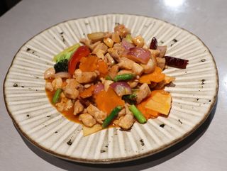 49. Pollo Kum-Pao Al Estilo Si-Chuan