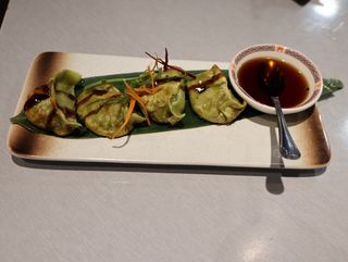 22. Gyoza De Pollo  A La Plancha (4 uds.) 