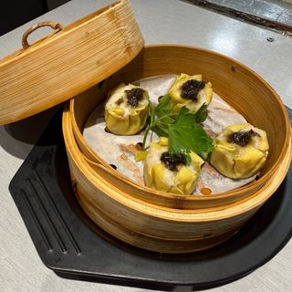 25. Siu-Mai De Trufa Con Pollo al Vapor (4 uds.)