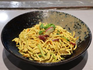 30A. Tallarines THAI