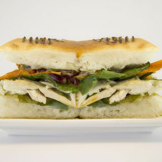 Sándwich vegetal Con Pollo