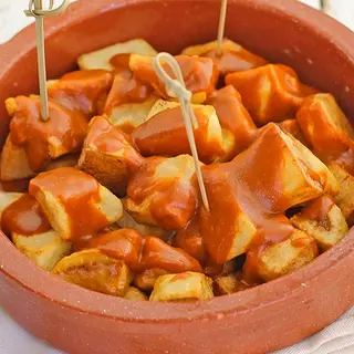Patatones con Salsa Brava Tapa