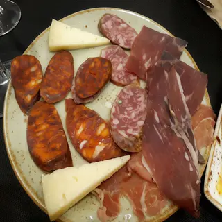Tabla De Embutidos