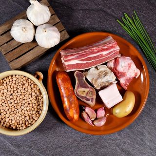 Preparado De Cocido Completo Con Falda (600 Gr.) 