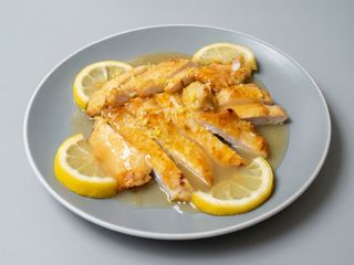82. Pollo al Limón
