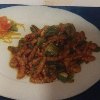 Ternera con pimiento verde