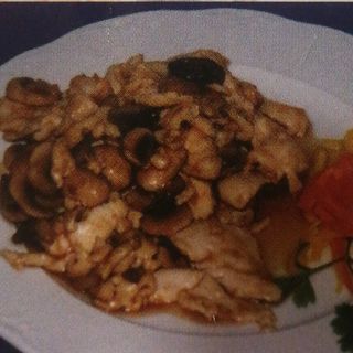 Pollo con champiñones