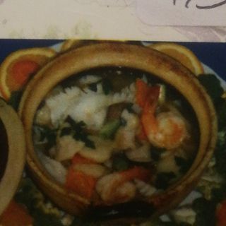 Mariscos a la cazuela